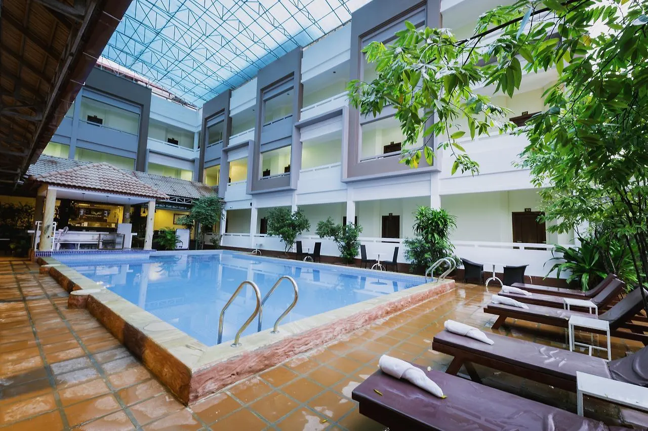 Sihanoukville Plaza Hotel