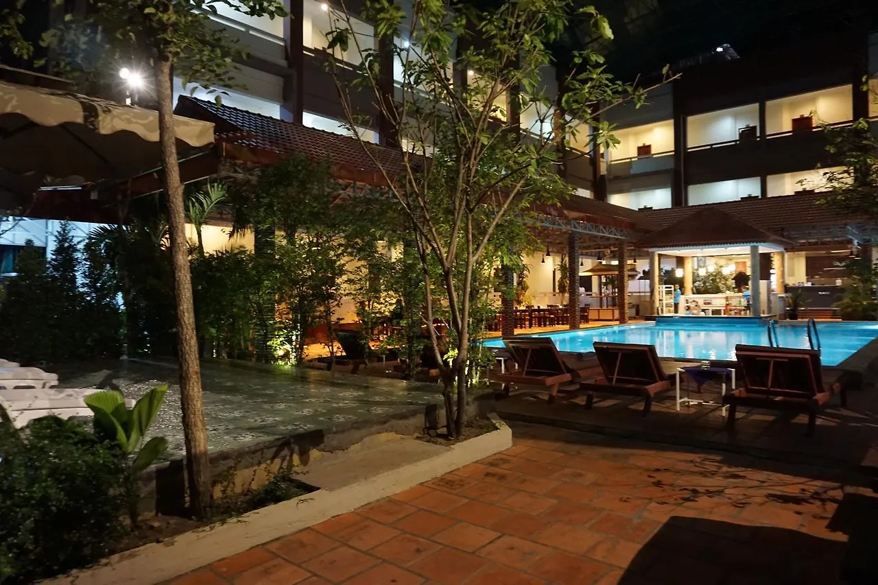Sihanoukville Plaza Hotel