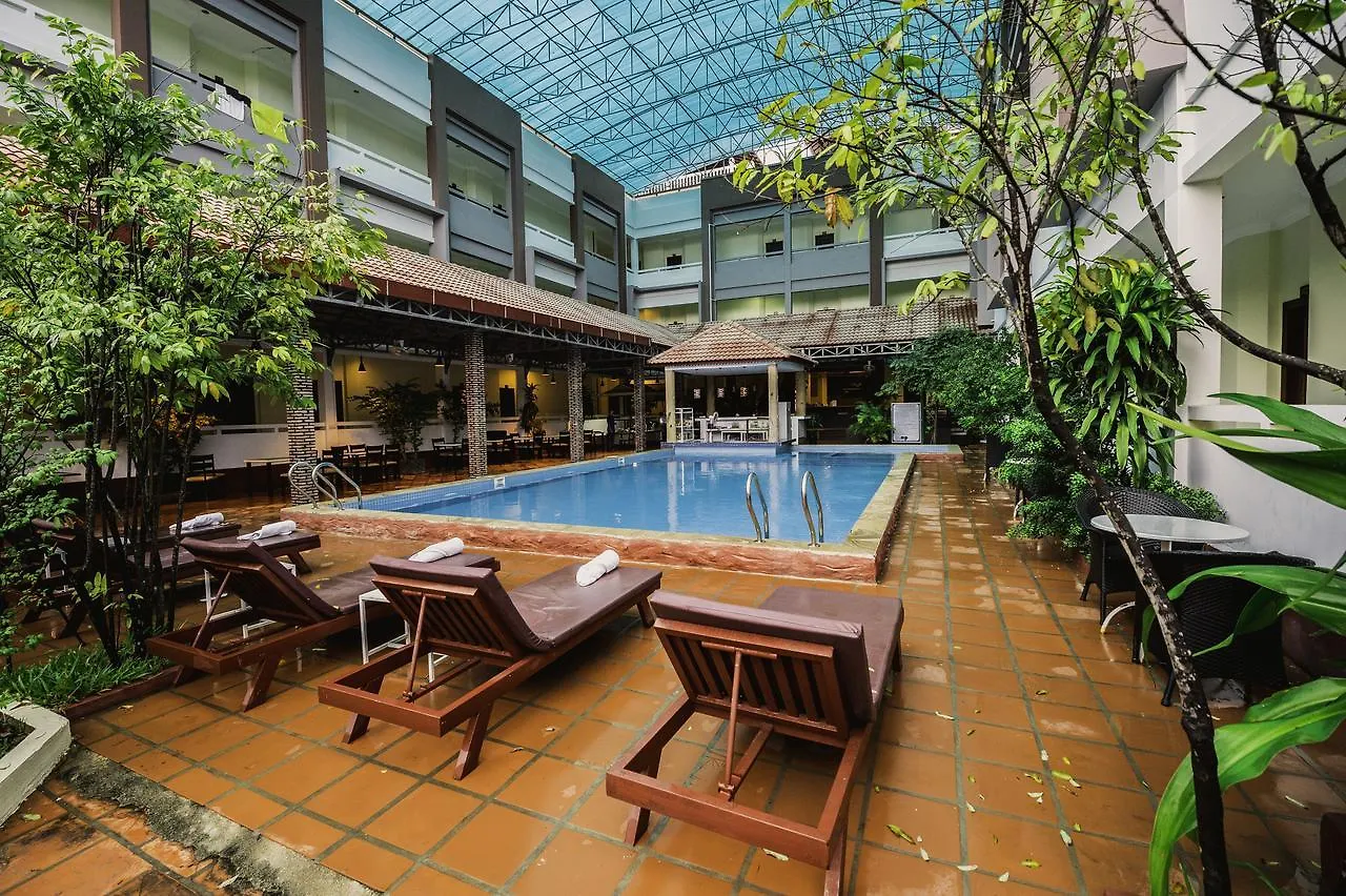 Sihanoukville Plaza Hotel