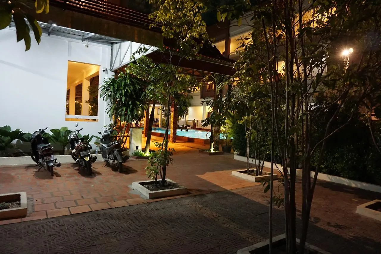 Sihanoukville Plaza Hotel
